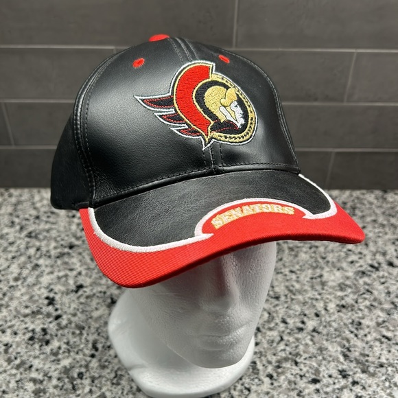 Vintage Leather Ottawa Senators Ball Cap - Picture 7 of 7
